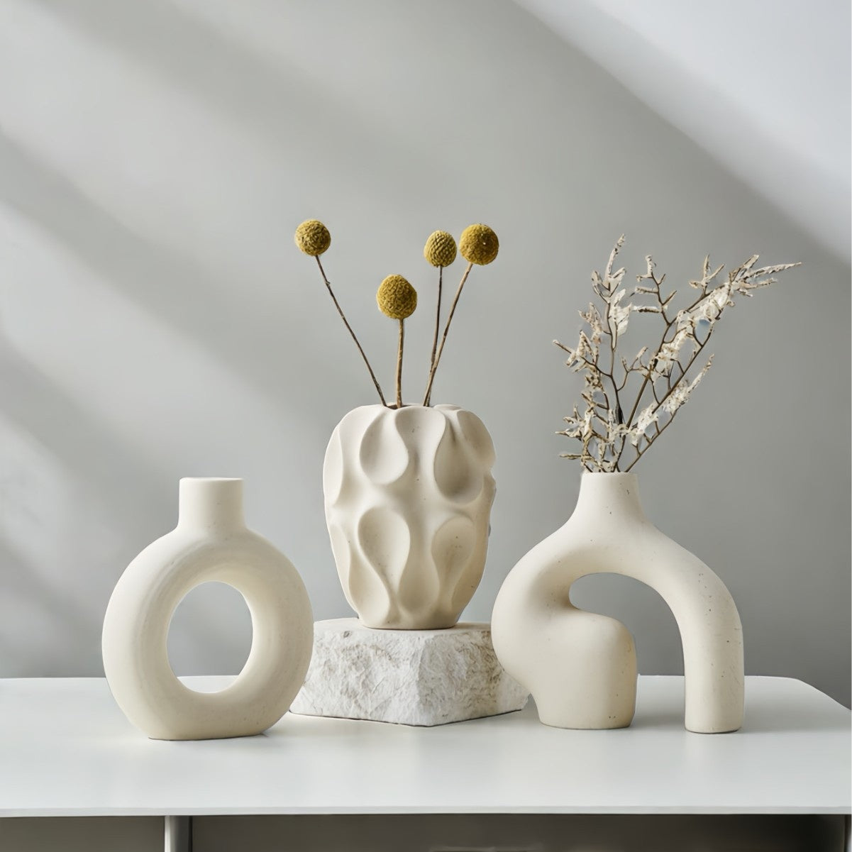 3pcs\u002Fset Boho Ceramic Vase - Round & Donut Shaped, Geometric Pattern, Modern Nordic Minimalist, Ideal for Trendy Home Decor, Living Room, Entryway, Coffee Table, Entryway Decor, Minimalist Design, Artisanal Ceramics, Durable Pottery, Decorative Vases